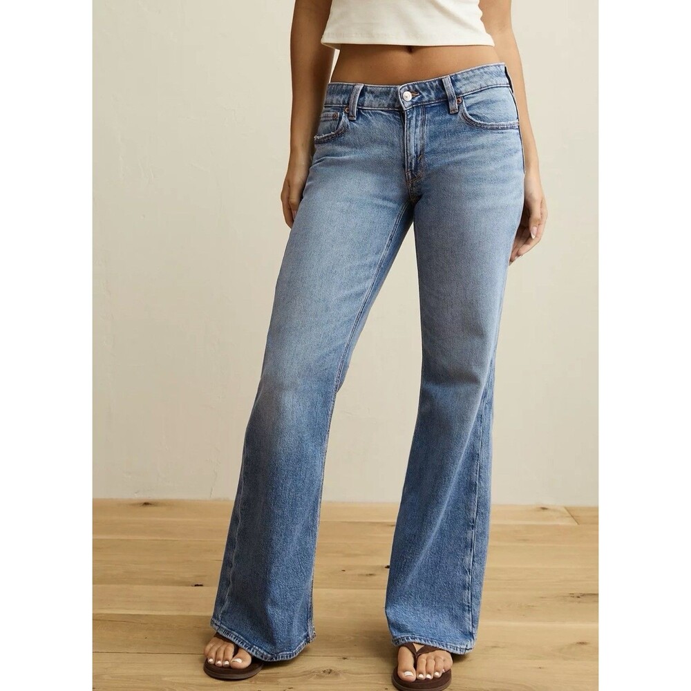 American Eagle AE Women's Jeans Low-Rise Flare Stretch Medium Blue SZ 8 Reg